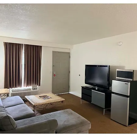 Econo Lodge Airport - Rj Stadium-3
